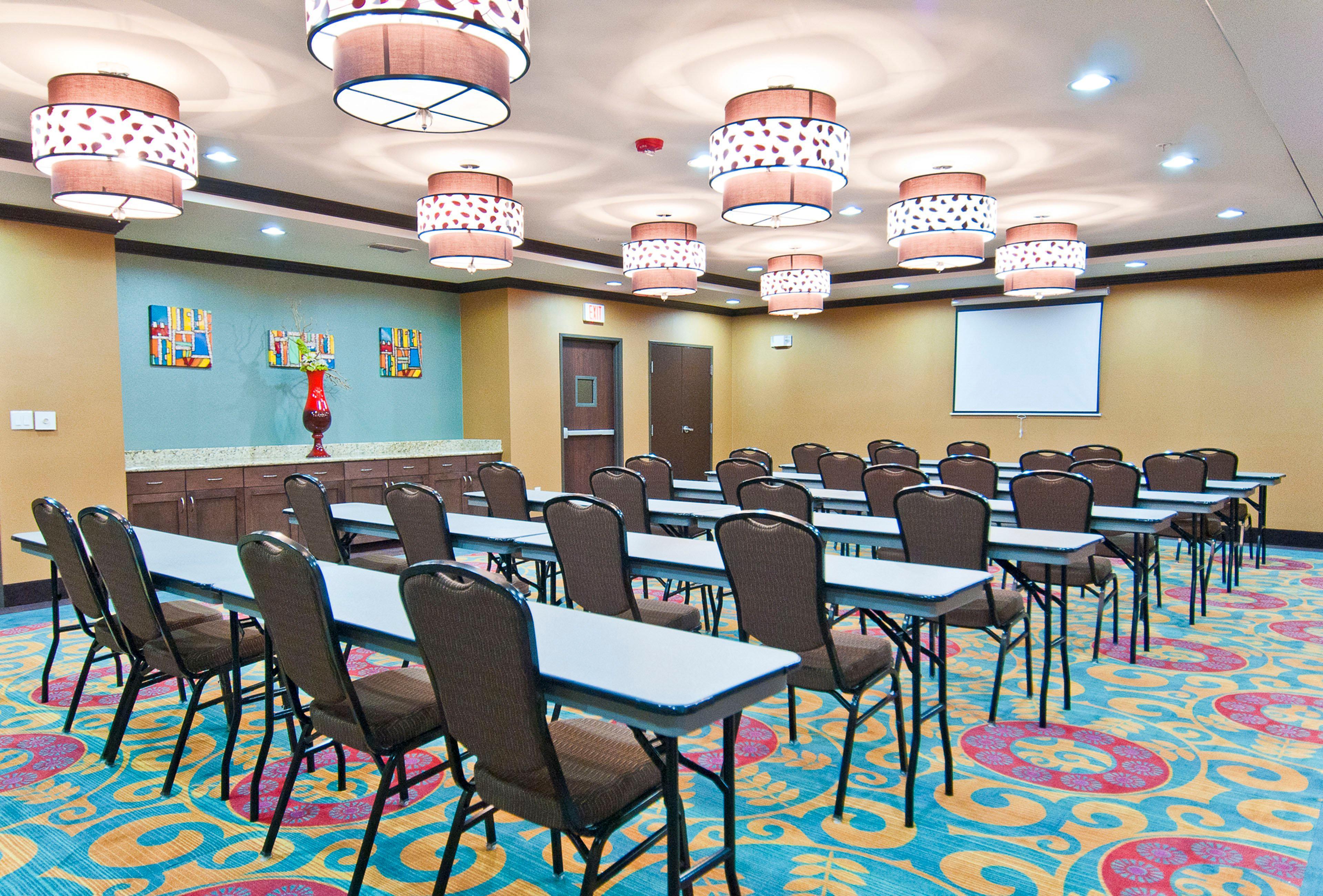 Holiday Inn Express & Suites San Antonio Frost Bank Center By Ihg Exteriör bild