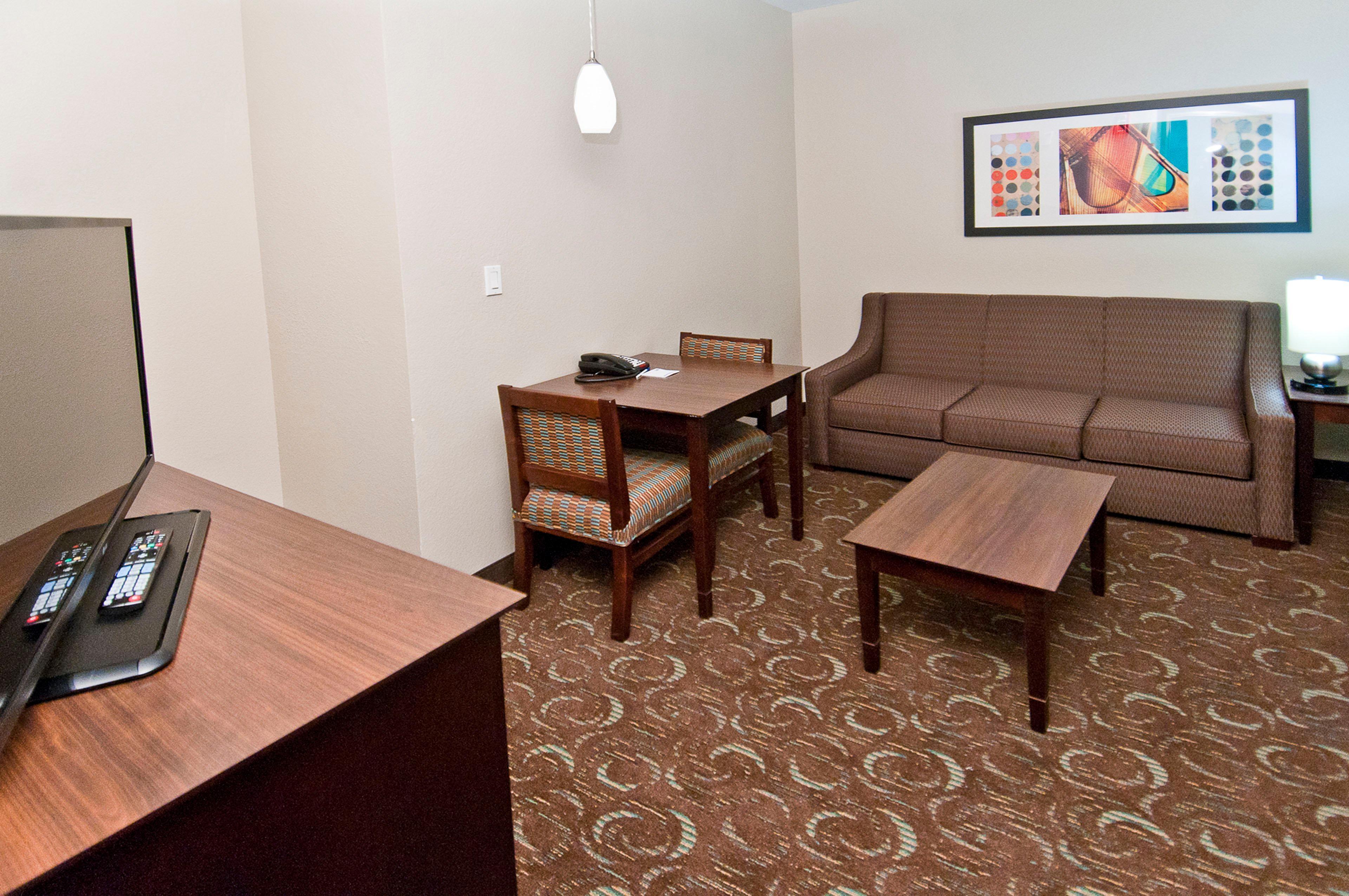 Holiday Inn Express & Suites San Antonio Frost Bank Center By Ihg Exteriör bild